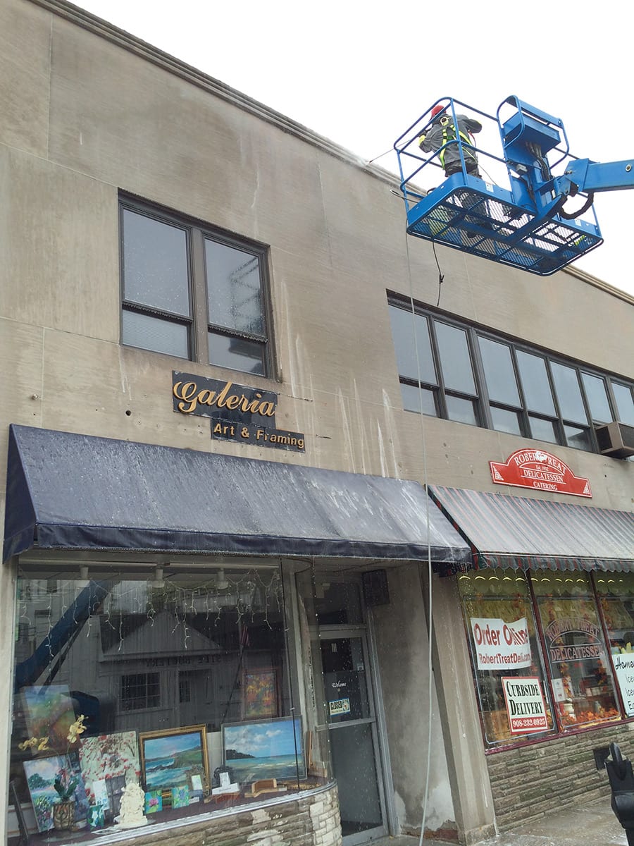 Commercial Building Pressure Washing PSI Pressure