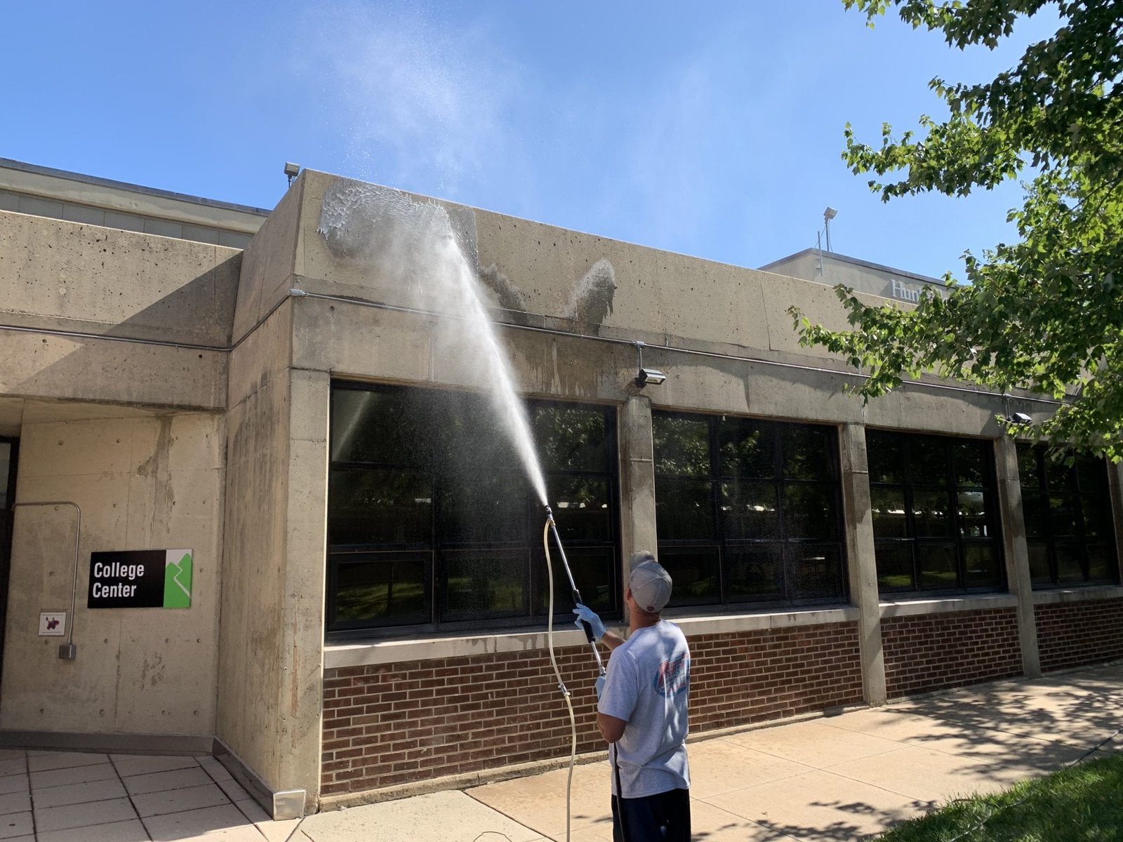 Commercial Building Cleaning services from PSI Pressure Washing. Call Today.