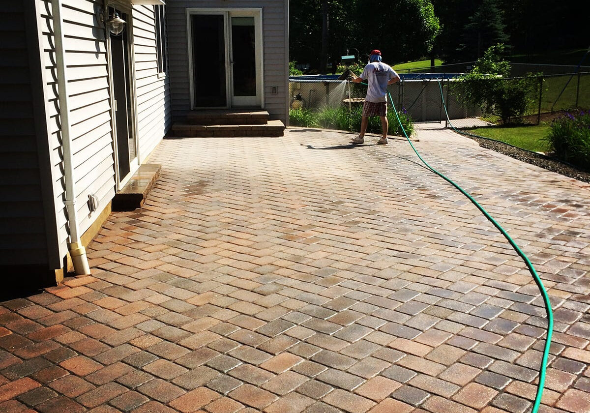 BRICK PAVER CLEANING & RESANDING