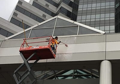 Commercial building pressure washing